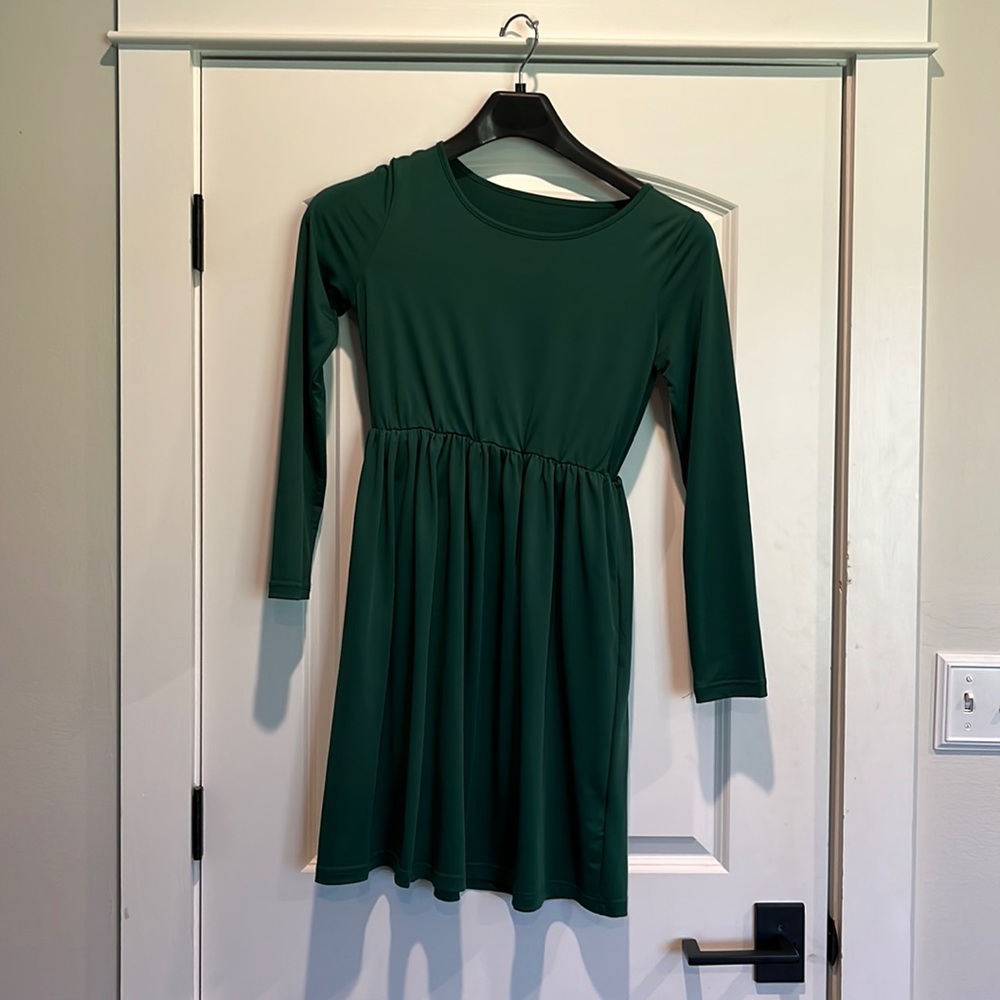 Womens solid long sleeve dress